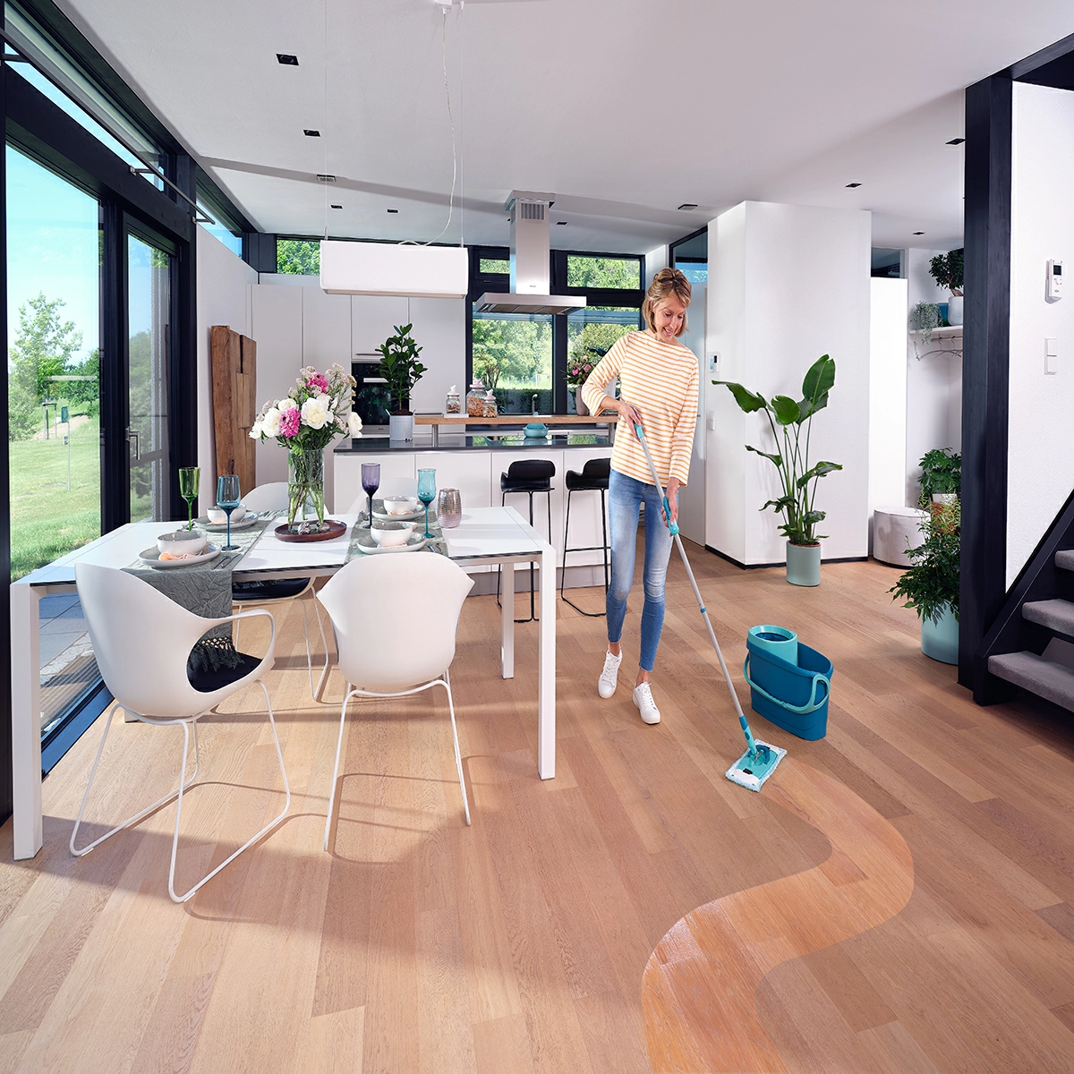 Комплект для влажной уборки Leifheit Clean Twist M Ergo швабра и ведро фото 4